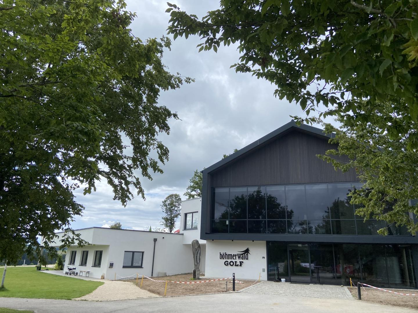 529682340_1343035351161091_9004499636008669998_n