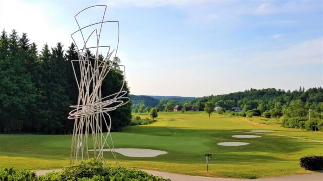 Blick-Terasse-auf-Bahn18-1024×576