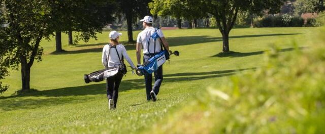 entspannt-golf-spielen-hotel-sonnenhof-lam-scaled-1-rb3x3j5v20g7zdewx72ri12kqusud70zrj3mq6jqca